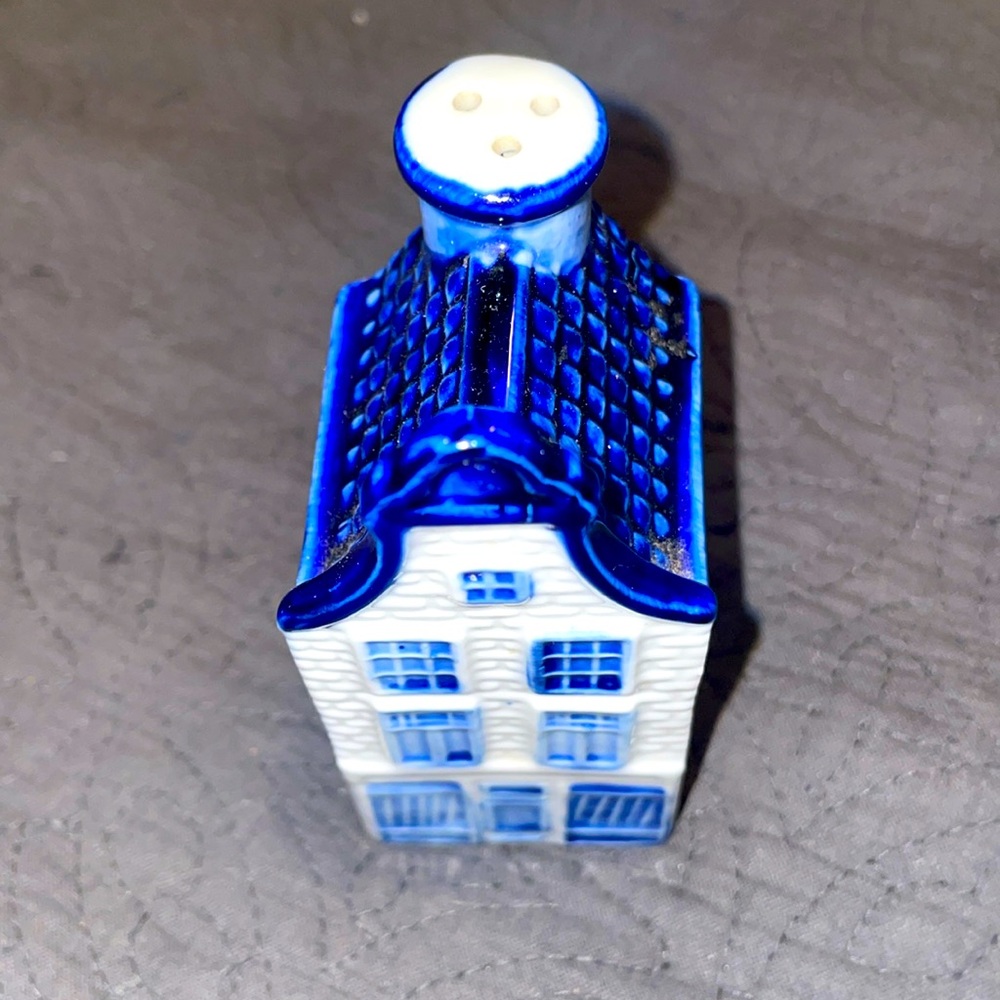 Vintage Blue & White House Salt shaker Hand Painted Holland Delft